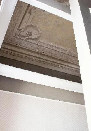 Le Quattro Dame Luxury ゲストハウス 4*