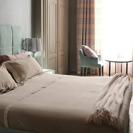 ゲストハウス Le Quattro Dame Luxury 4*