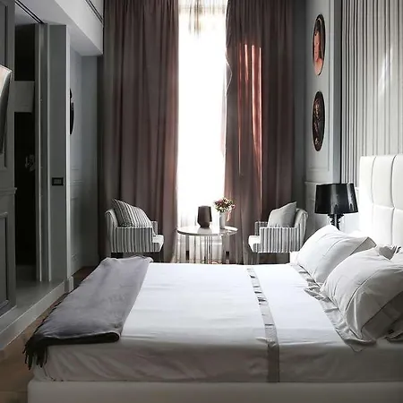 ゲストハウス Le Quattro Dame Luxury 4*