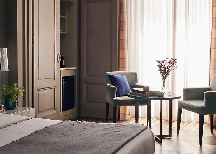 Le Quattro Dame Luxury Pensión 4*